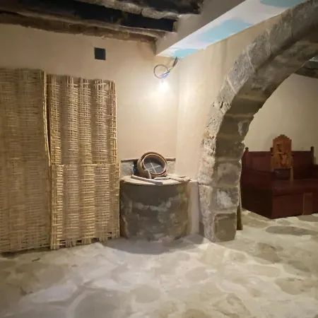 Apartment La Falsa De Palacio